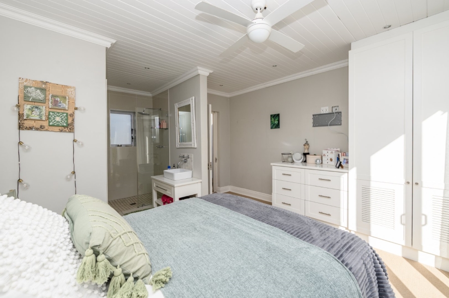 4 Bedroom Property for Sale in Walmer Eastern Cape